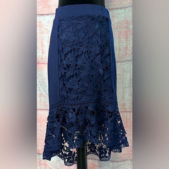 Venus Pull-on Blue Lace Skirt (1X) - Picture 1 of 8